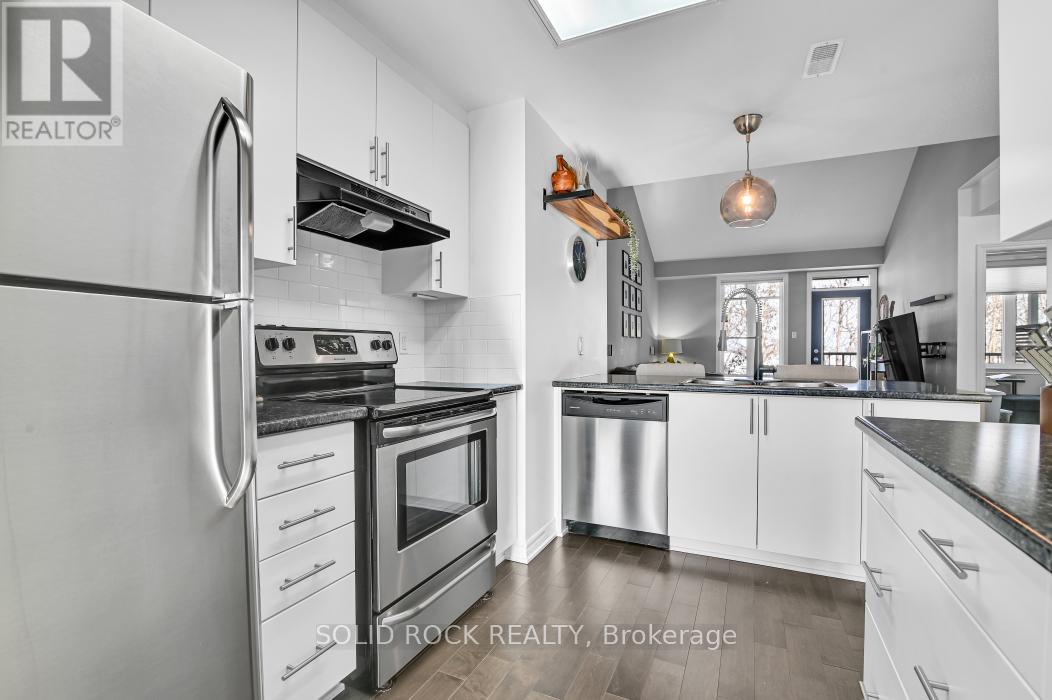 G - 19 Tadley Private