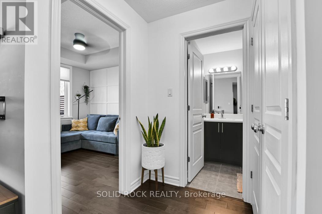 G - 19 Tadley Private