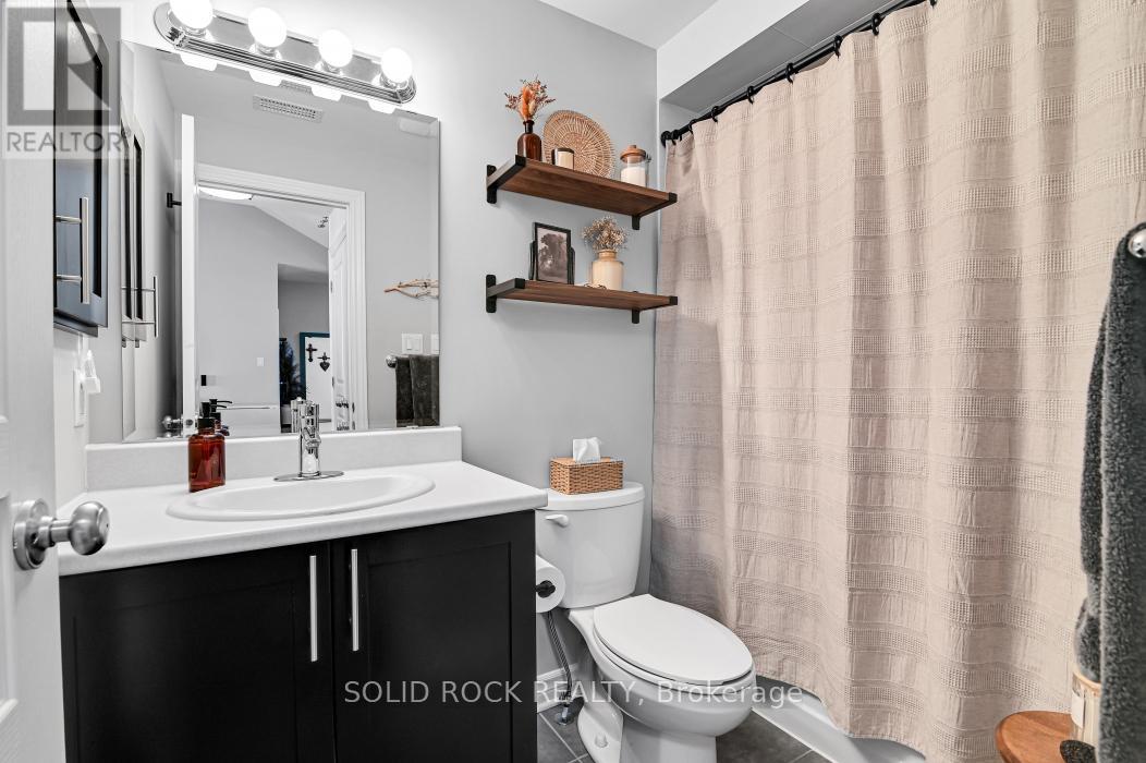 G - 19 Tadley Private