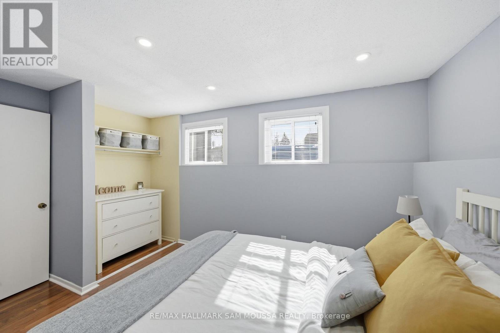 B - 25 Woodvale Green