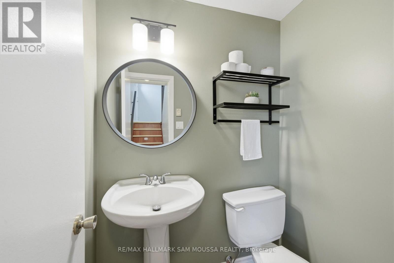 B - 25 Woodvale Green