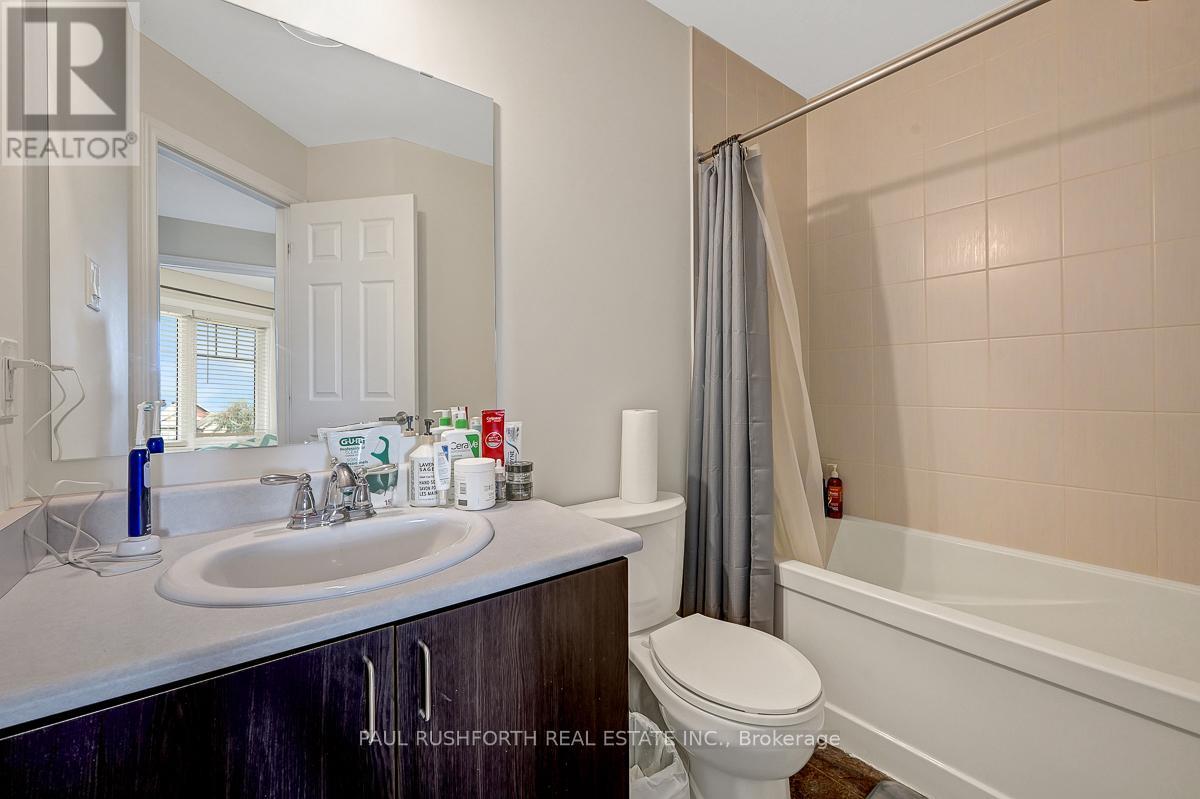 103 Eclipse Crescent