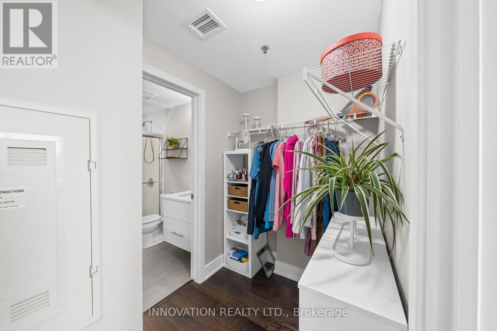 807 - 88 Richmond Road