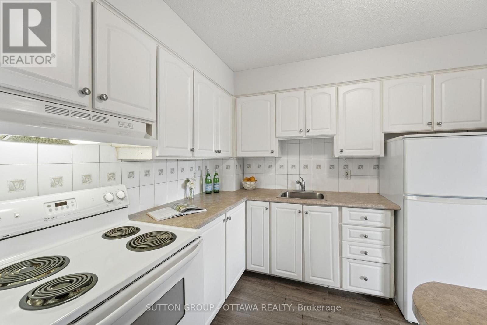 308b - 2041 Arrowsmith Drive