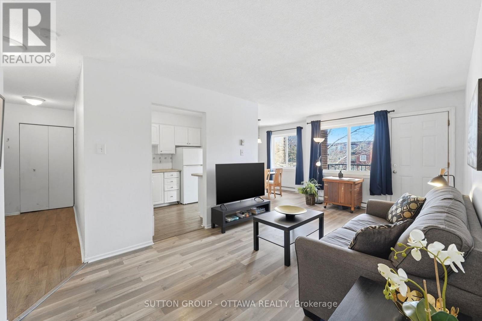 308b - 2041 Arrowsmith Drive