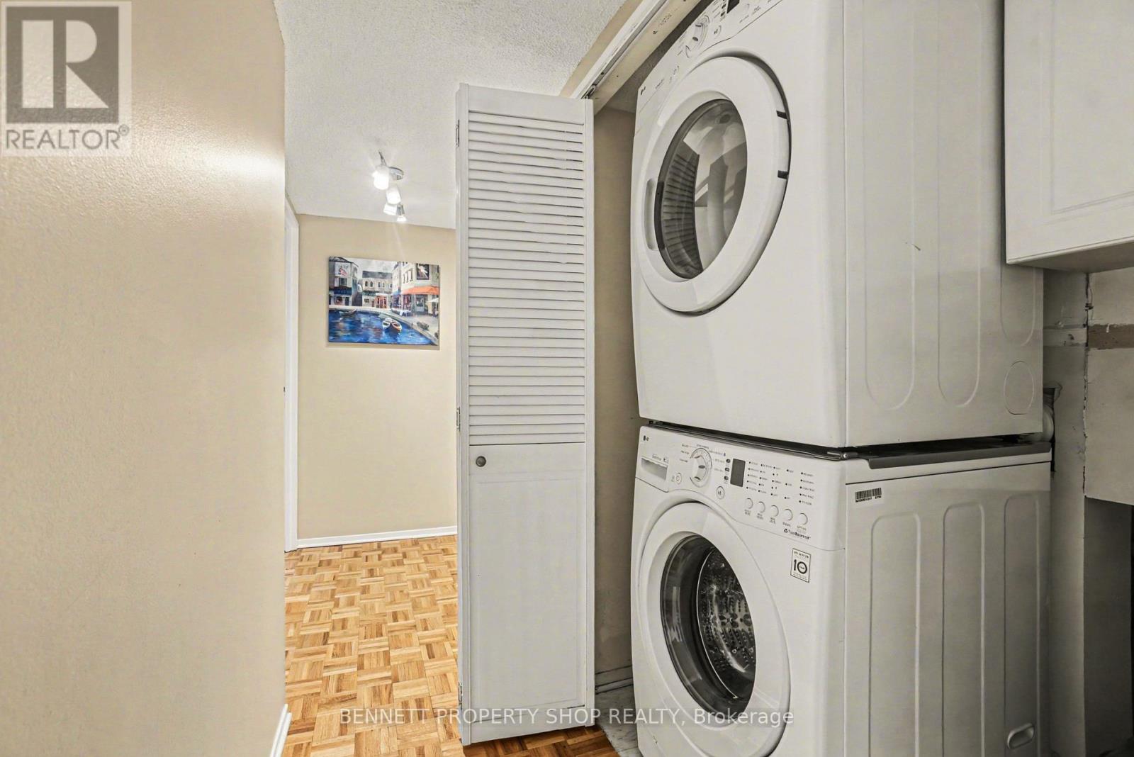 610 - 2760 Carousel Crescent