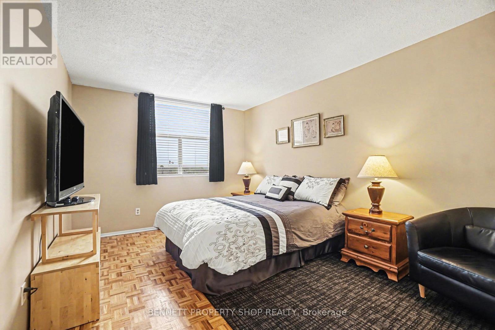 610 - 2760 Carousel Crescent