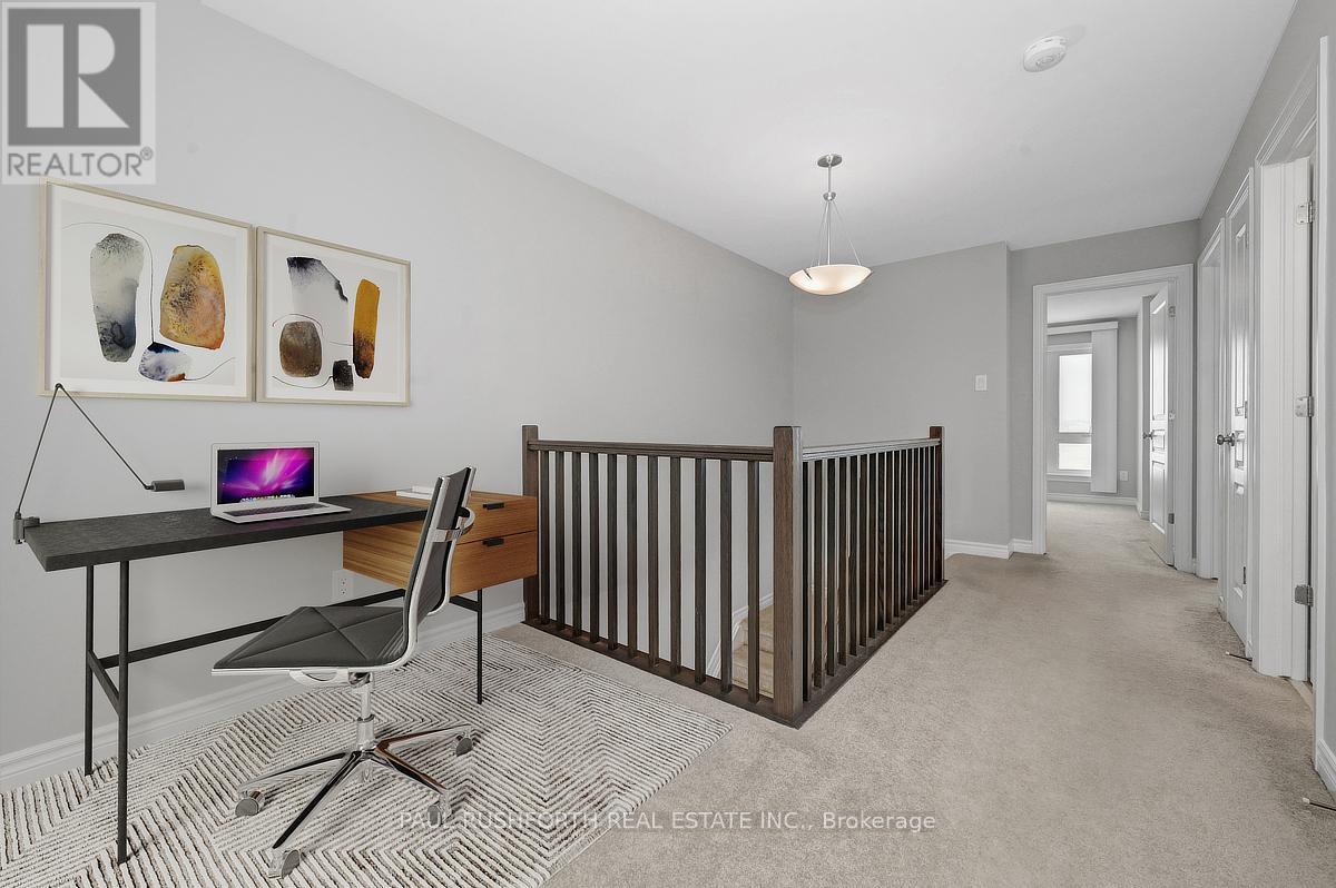 4958 Abbott Street E