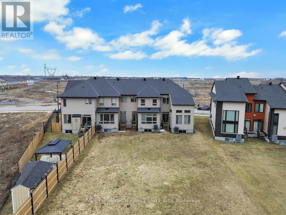 4958 Abbott Street E