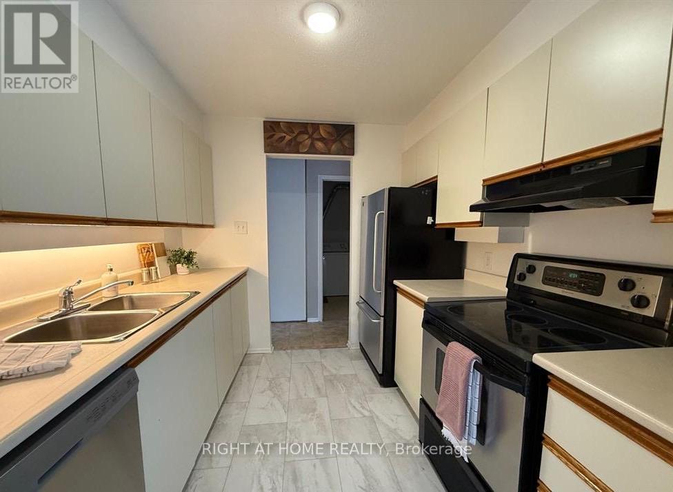 E - 1033 Cummings Avenue