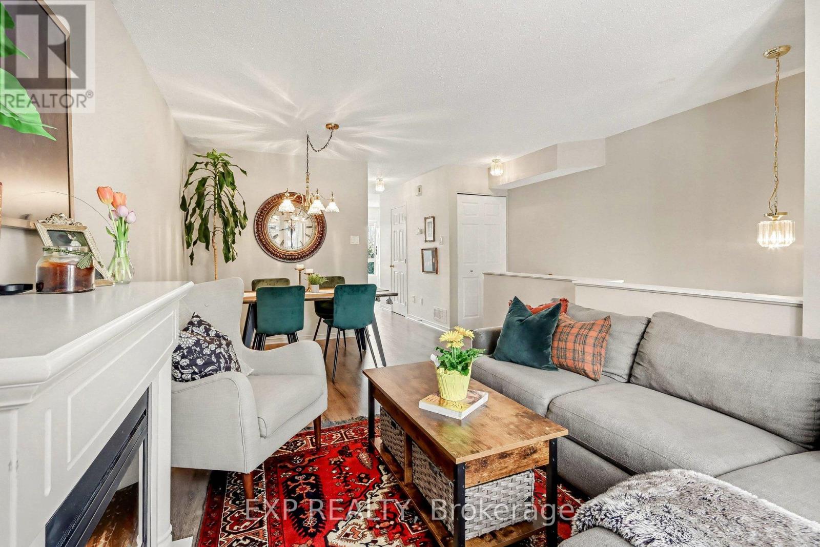 211 Gershwin Private