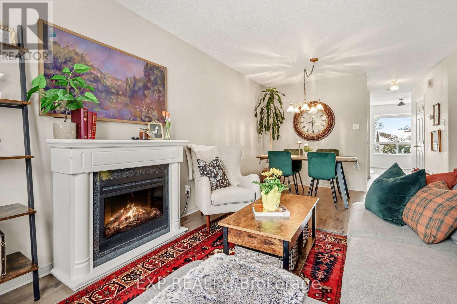 211 Gershwin Private