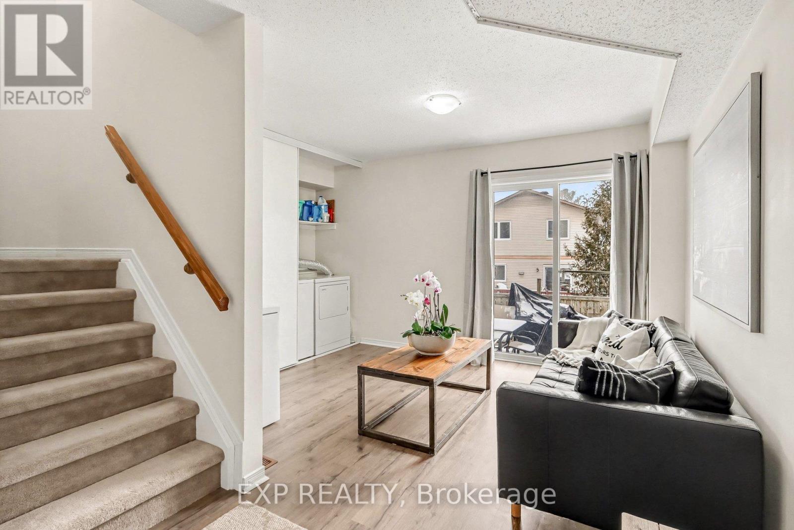 211 Gershwin Private