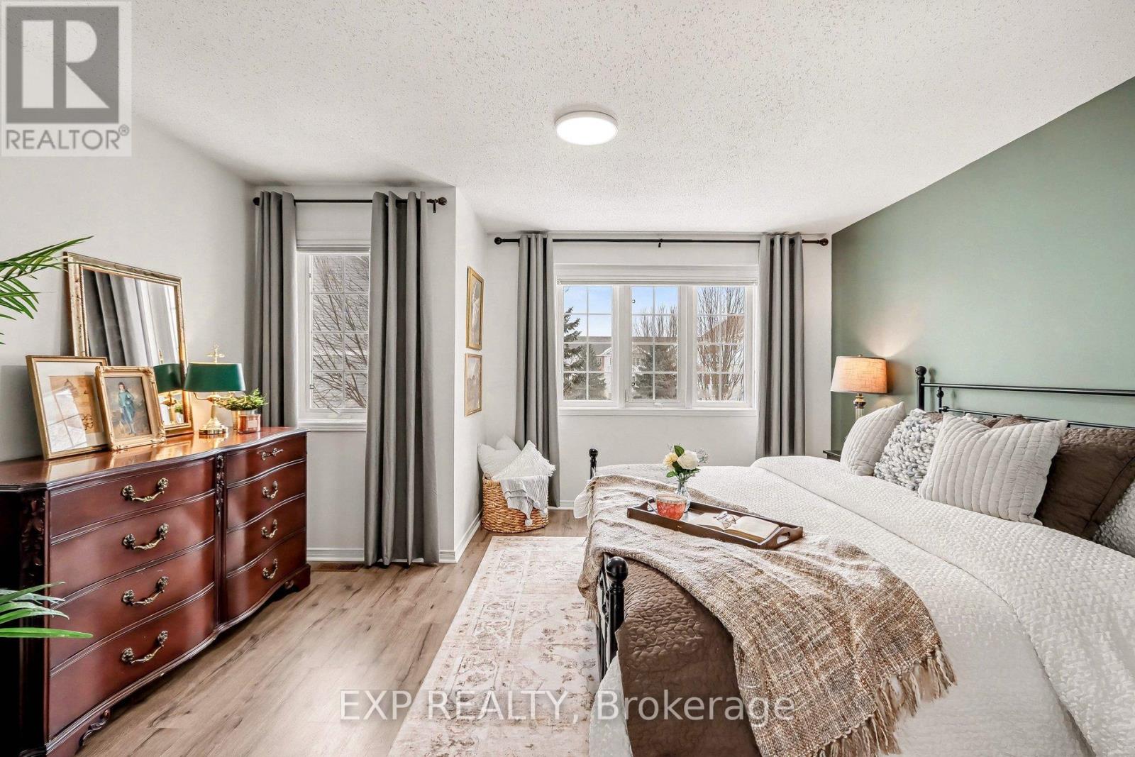 211 Gershwin Private