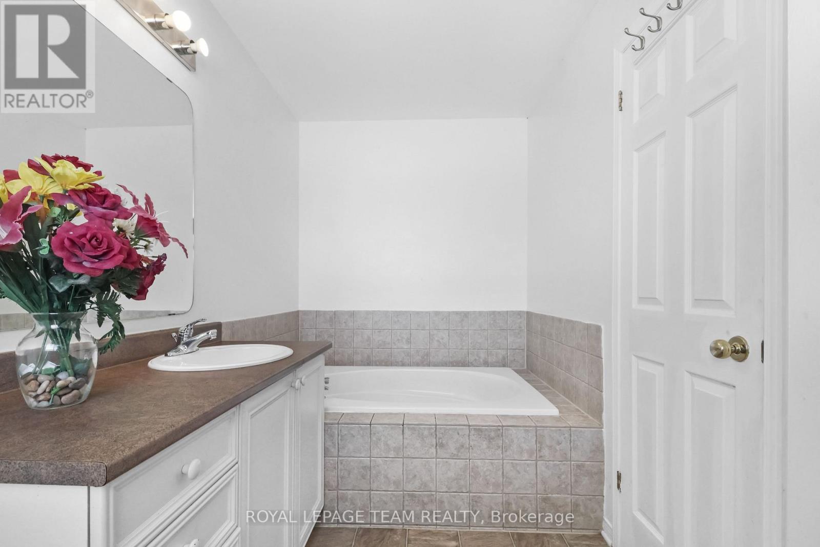 2362 Bois Vert Place