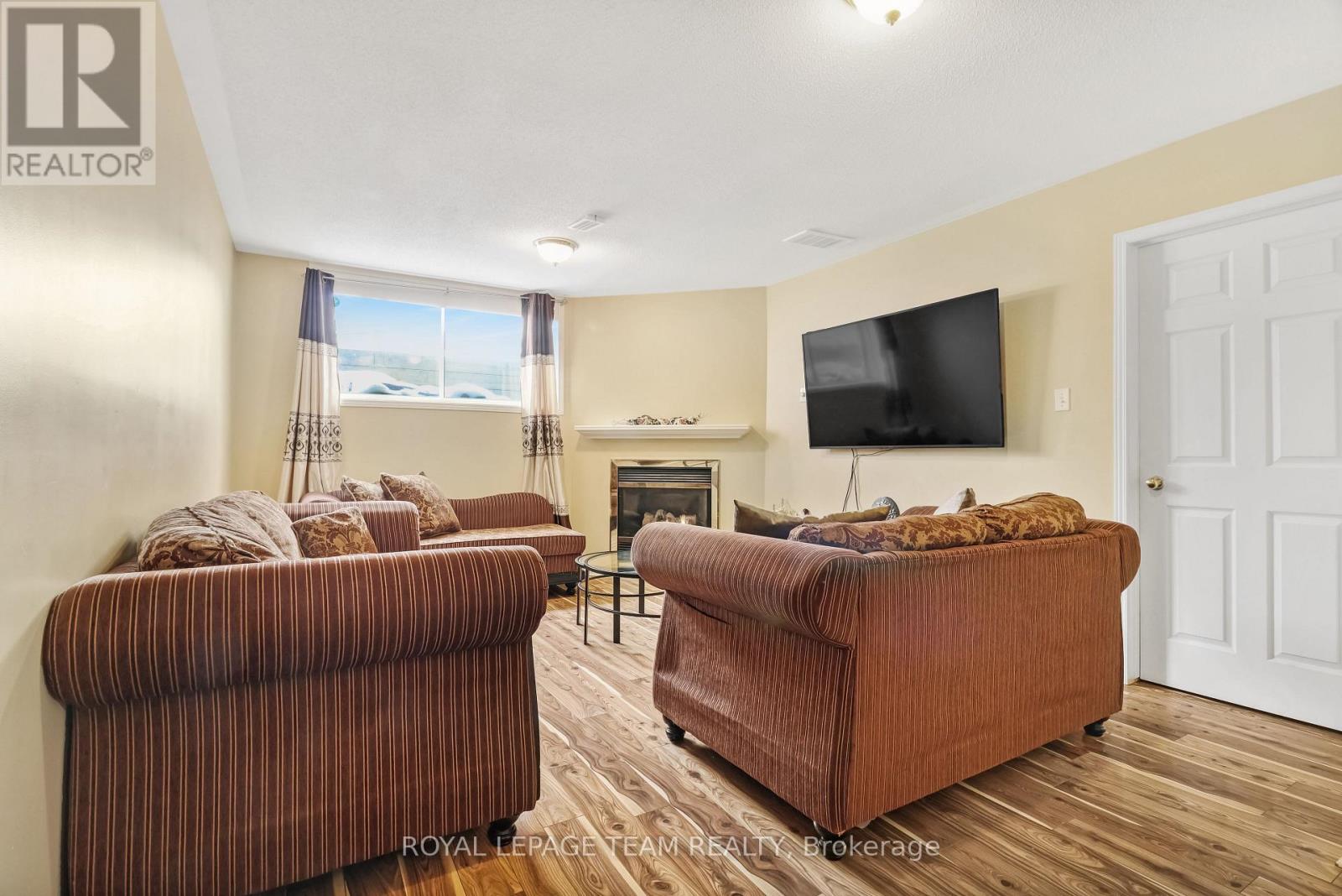 2362 Bois Vert Place