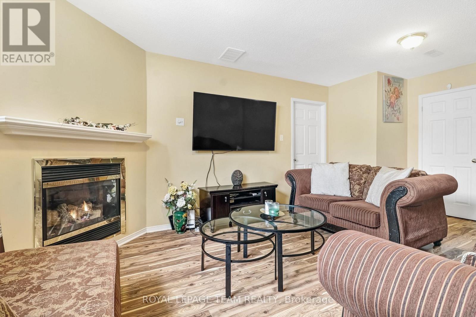 2362 Bois Vert Place