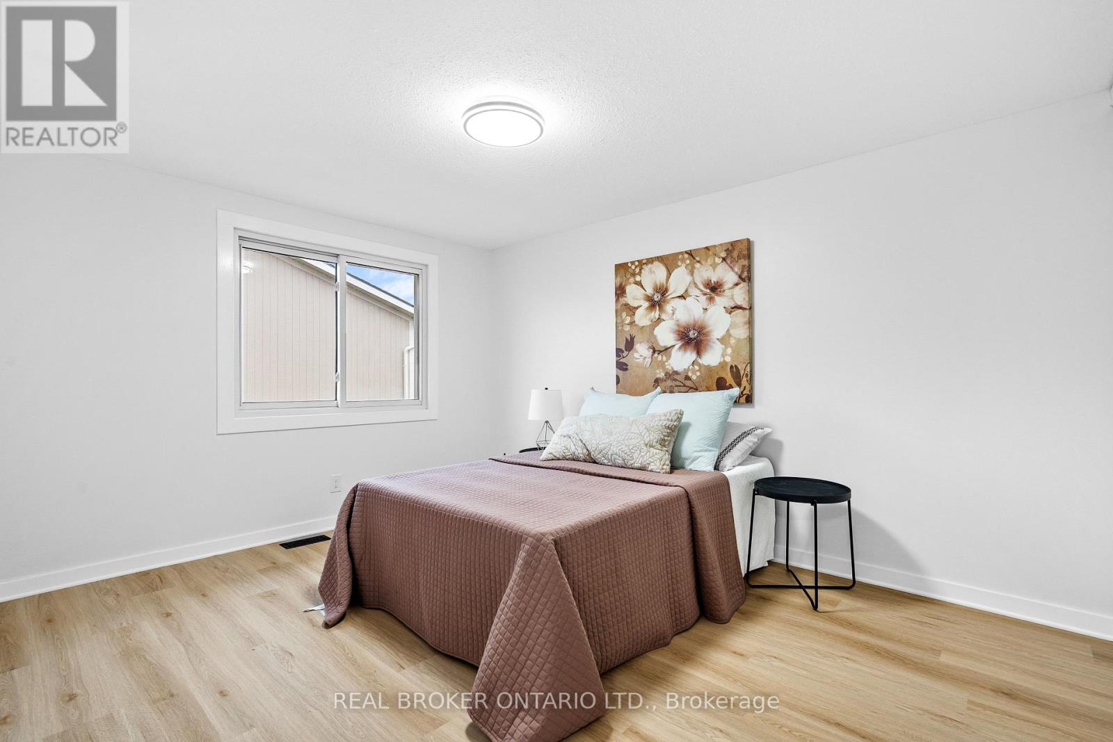 C - 477 Moodie Drive