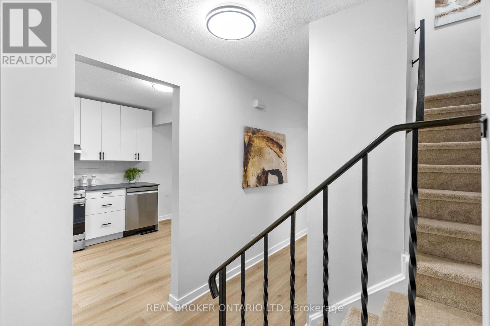 C - 477 Moodie Drive