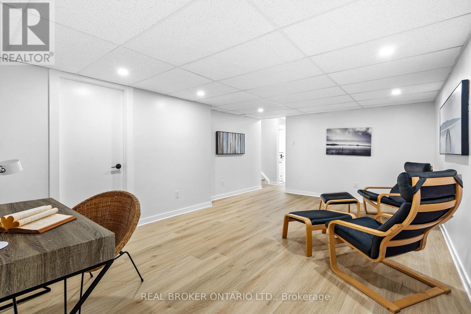 C - 477 Moodie Drive