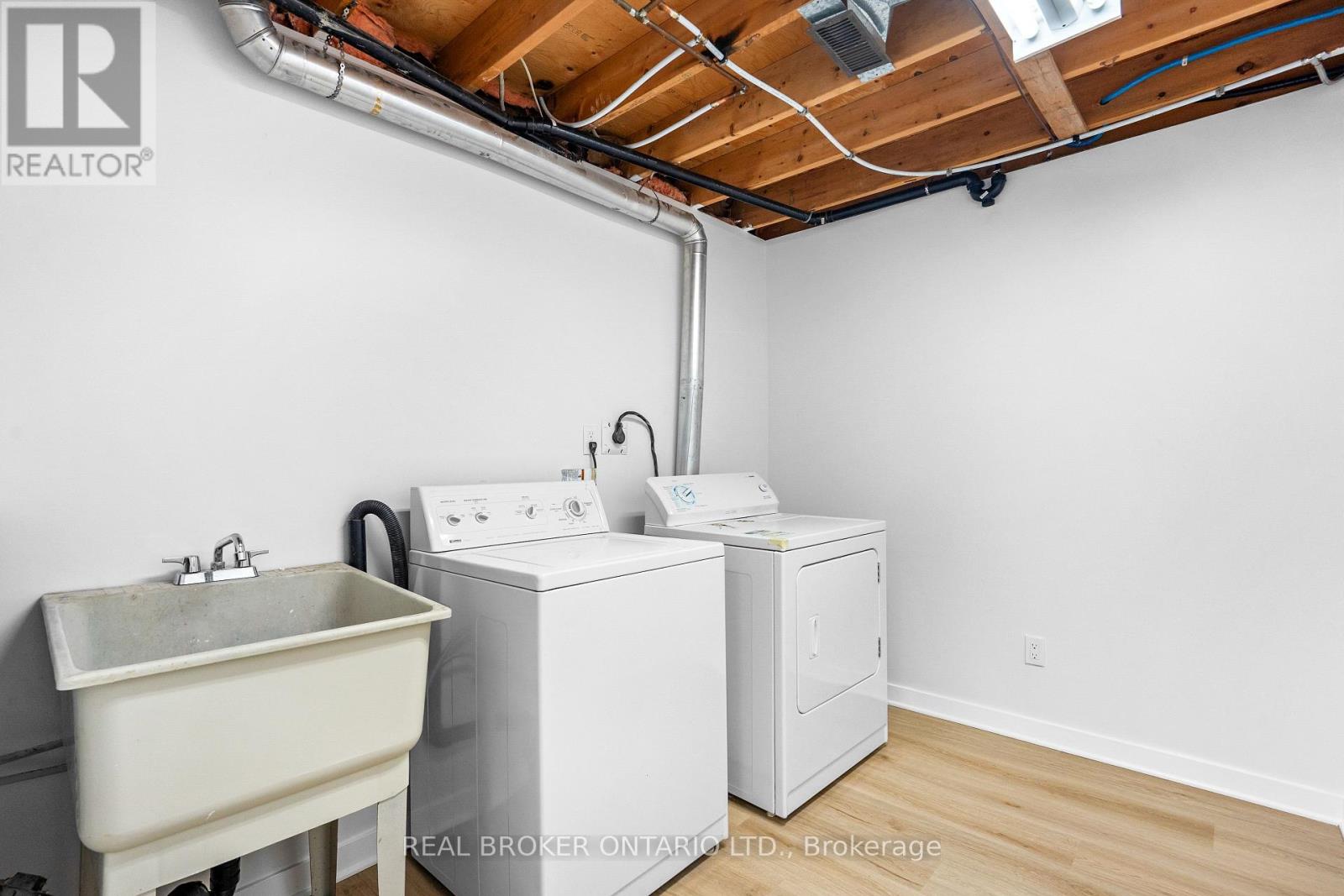 C - 477 Moodie Drive