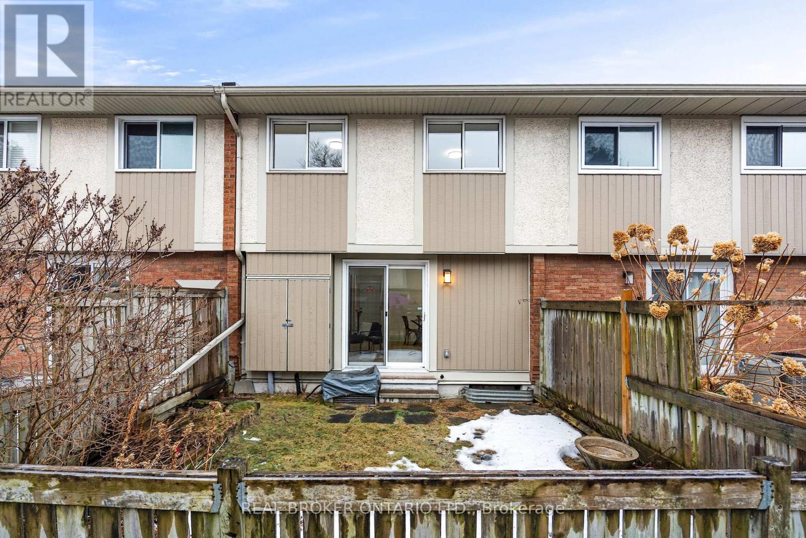 C - 477 Moodie Drive