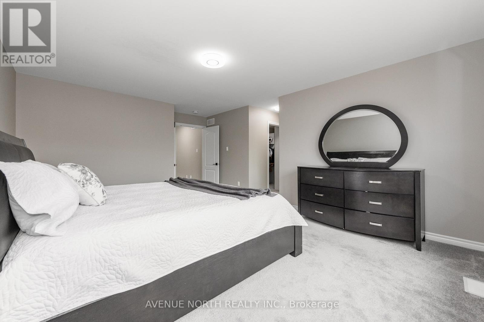 707 Moonflower Crescent