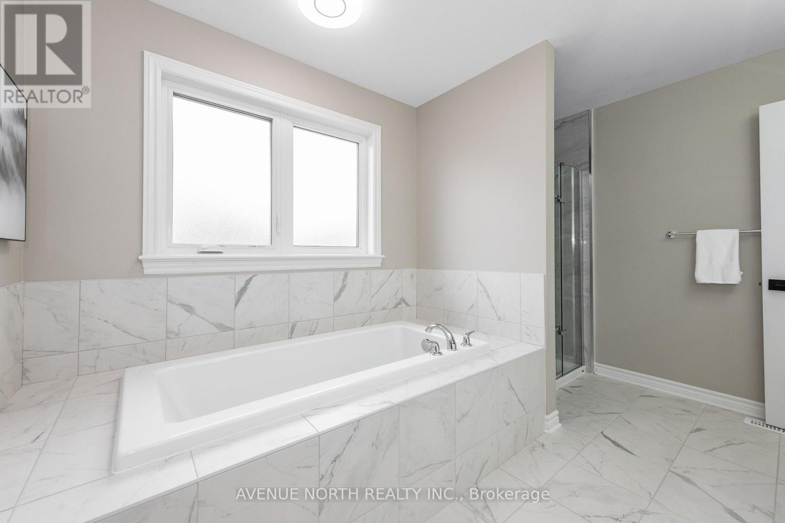 707 Moonflower Crescent