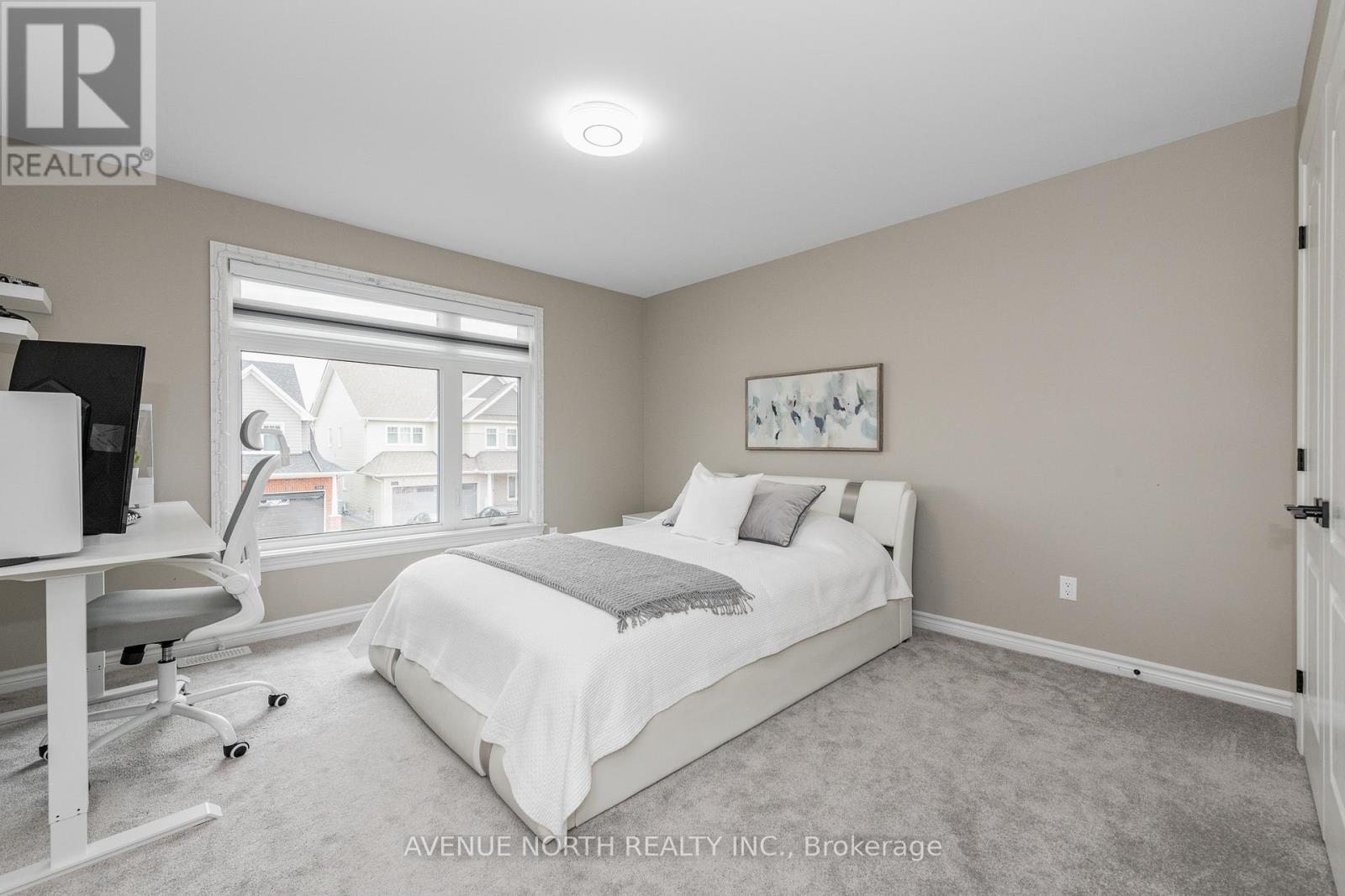 707 Moonflower Crescent