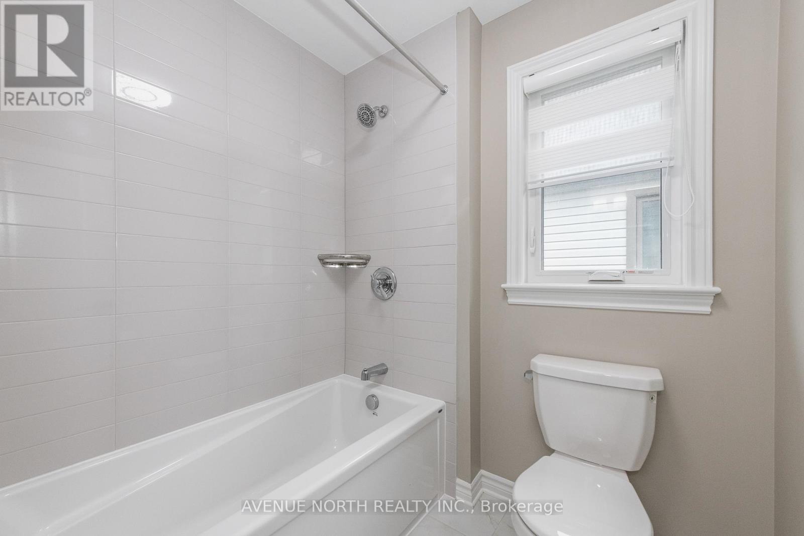 707 Moonflower Crescent