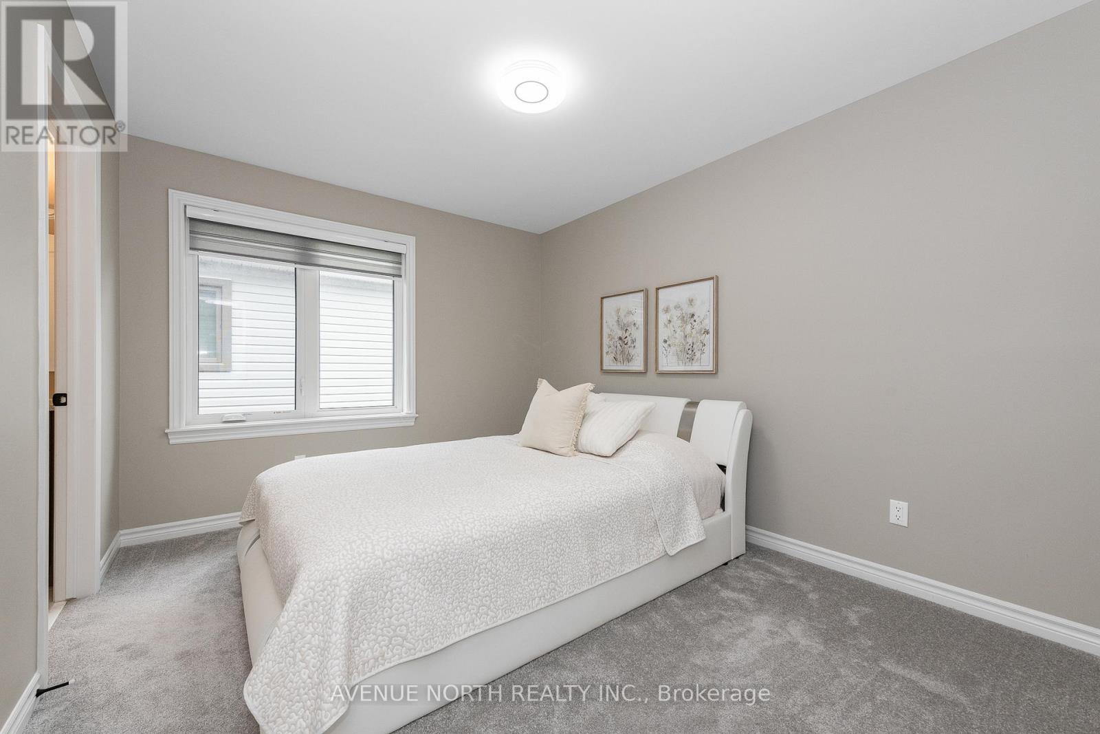 707 Moonflower Crescent