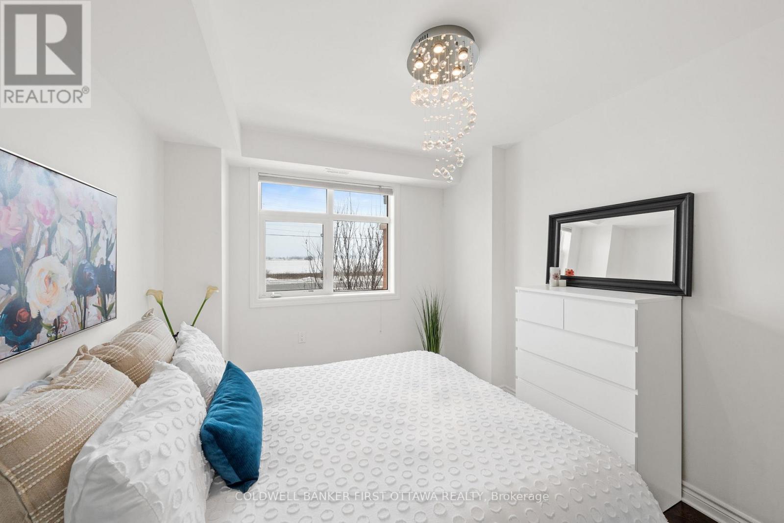 204 - 3684 Fallowfield Road