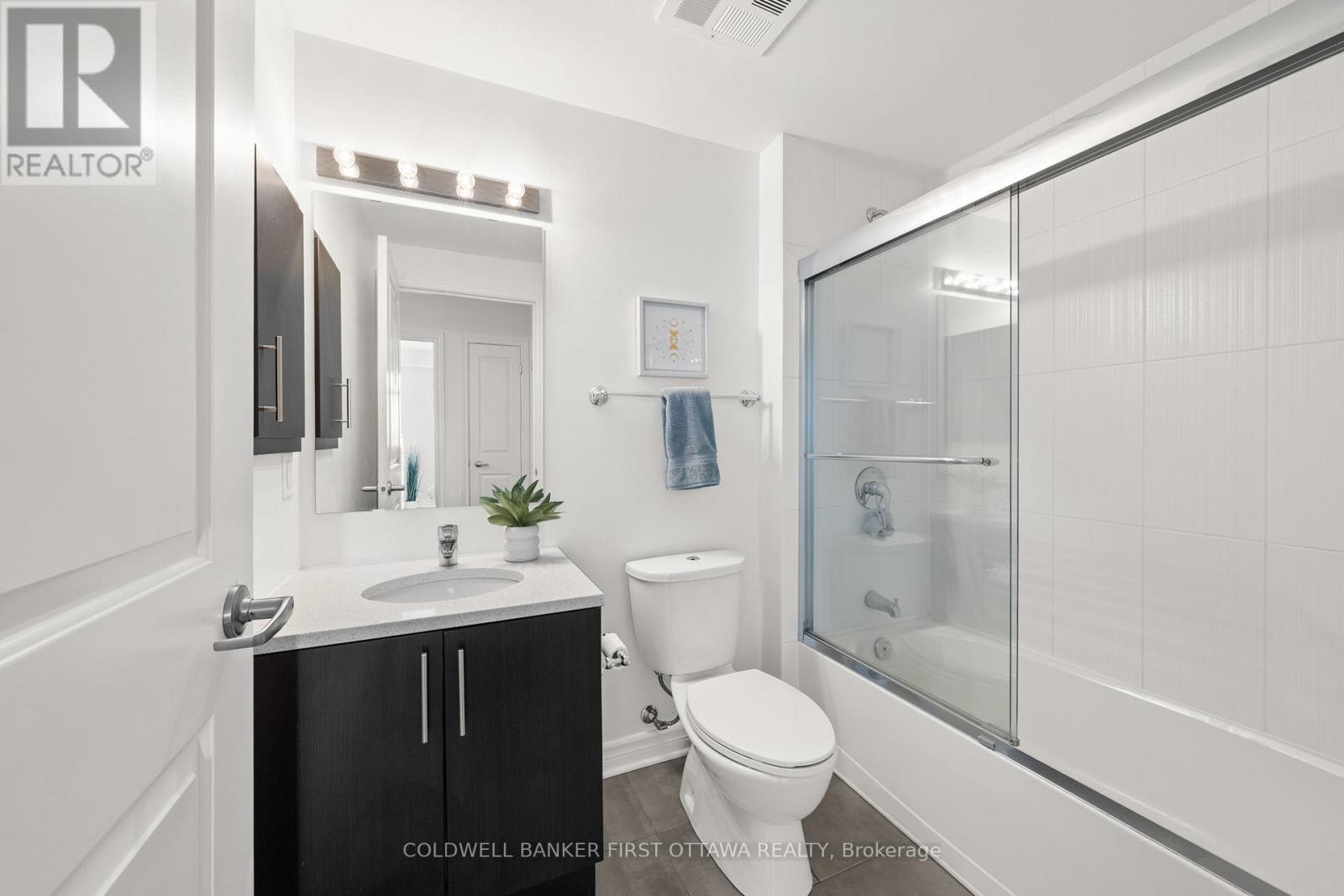 204 - 3684 Fallowfield Road