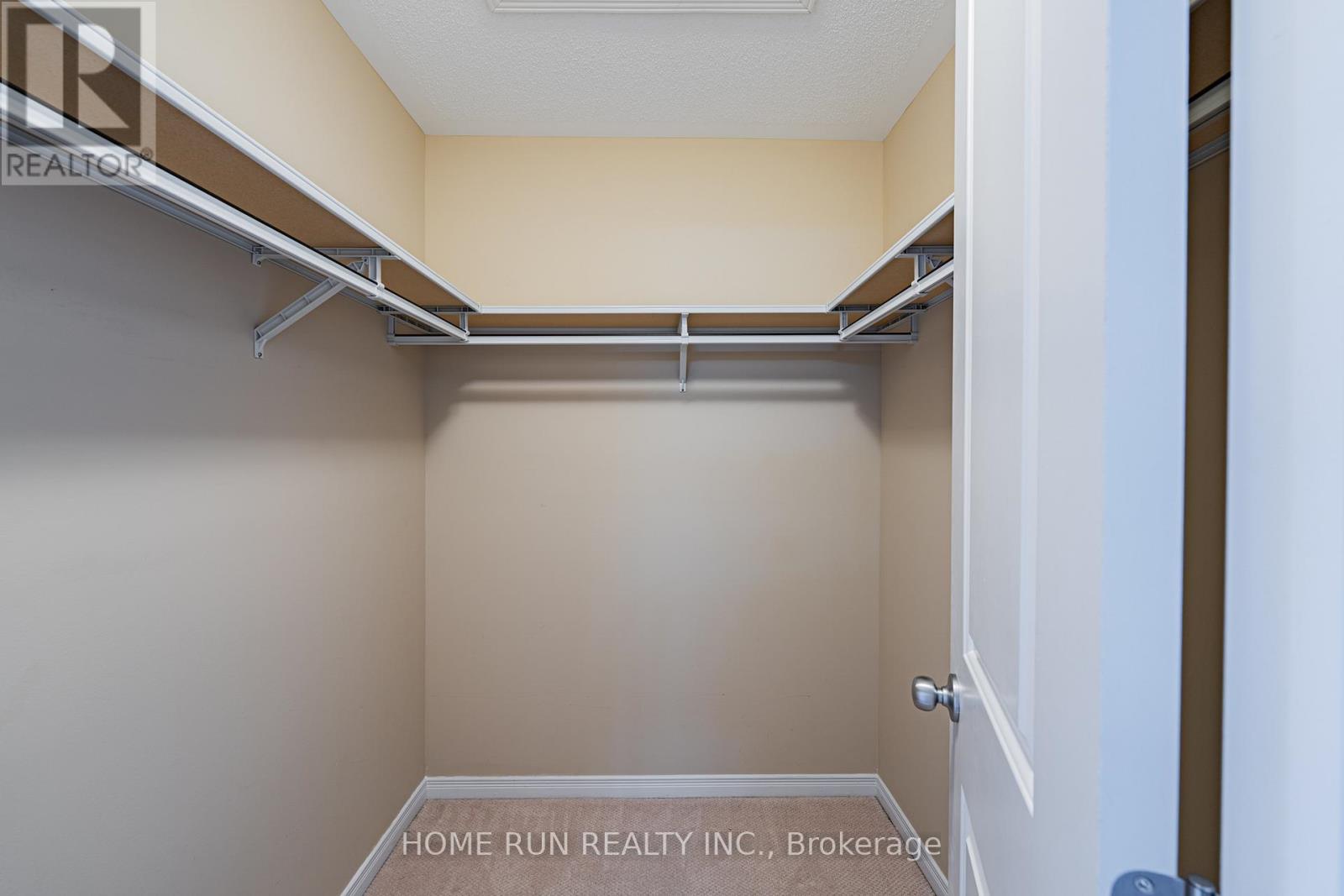 602 Pamplona Private