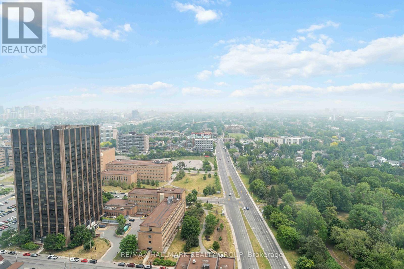 3108 - 805 Carling Avenue