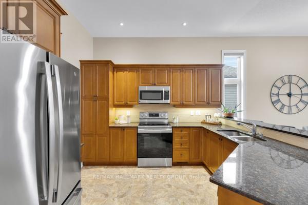 155 Royal Landing Gate