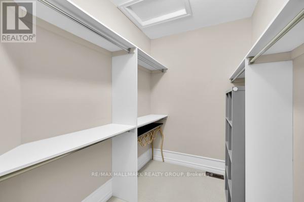 155 Royal Landing Gate