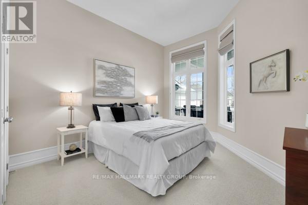 155 Royal Landing Gate