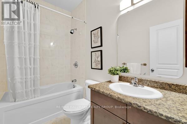 155 Royal Landing Gate