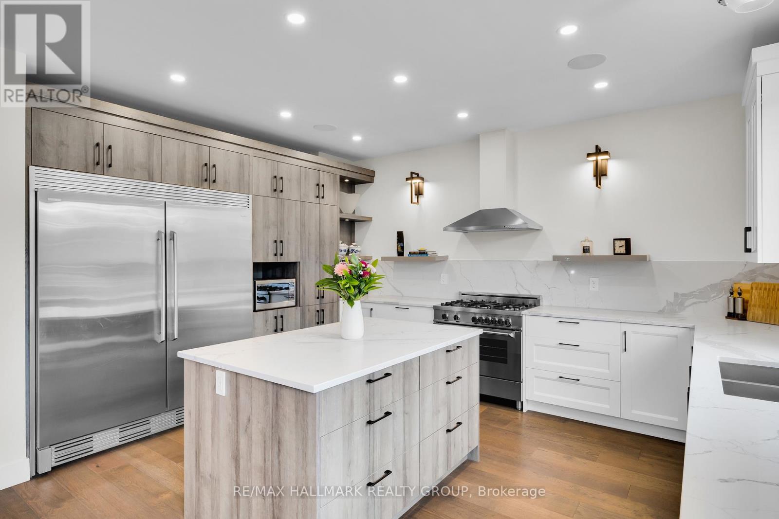 1976 Lenester Avenue