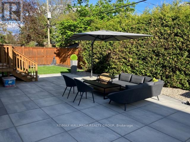 1976 Lenester Avenue