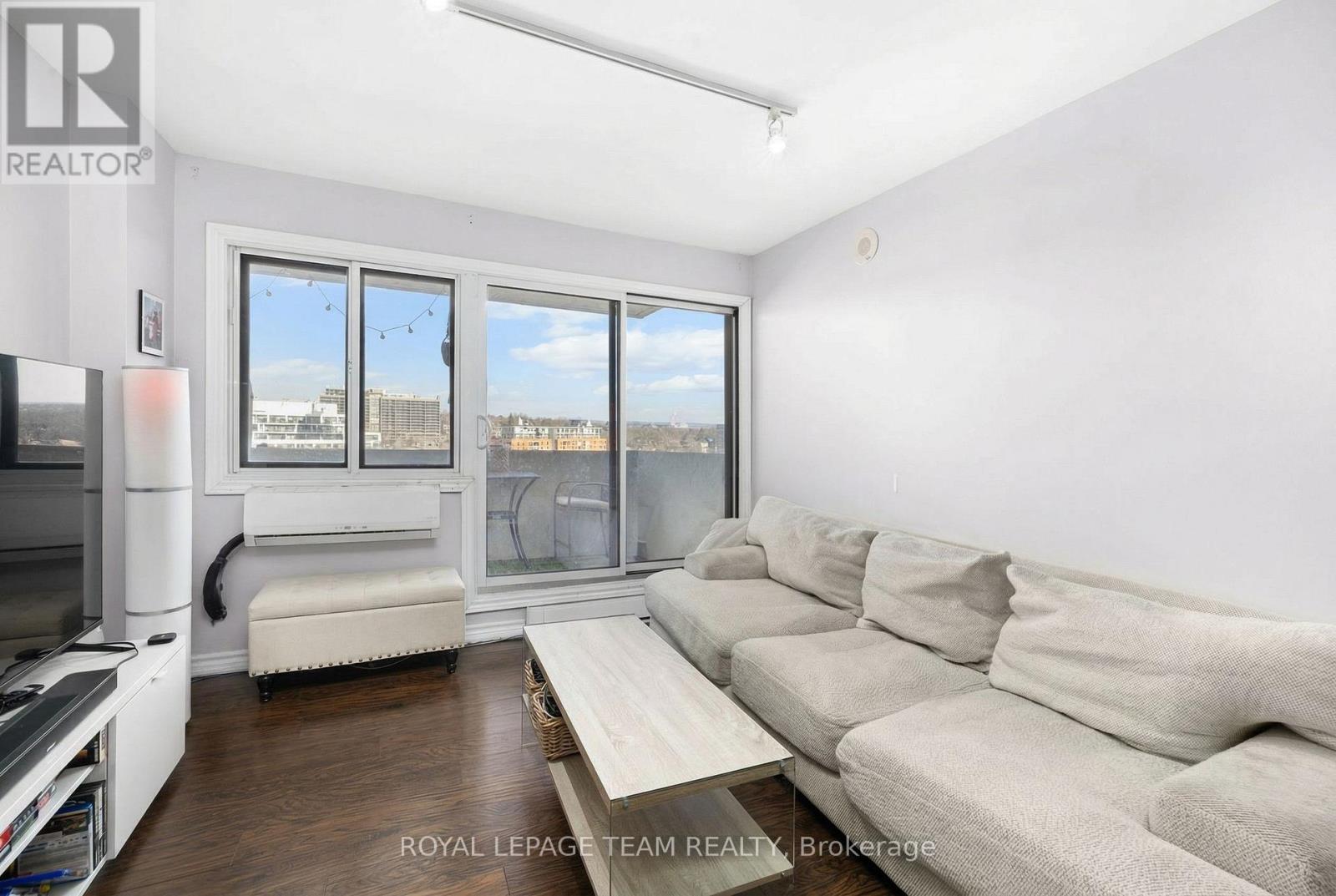 1114 - 40 Landry Street