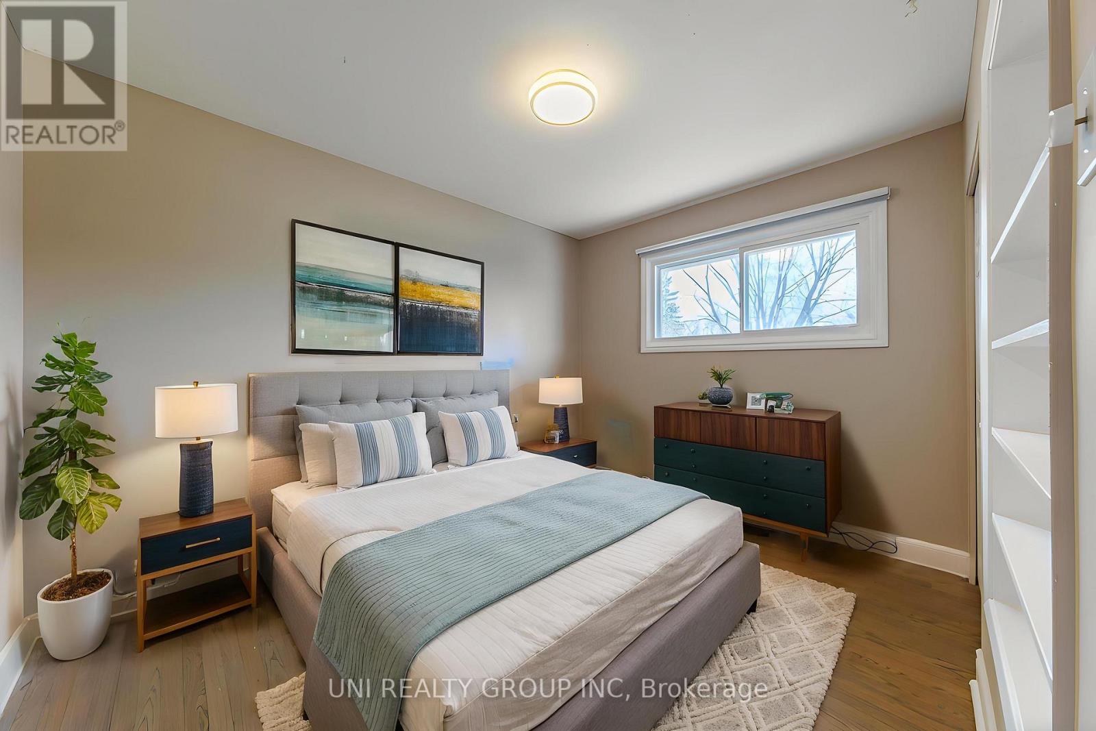 17 Forest Park Avenue