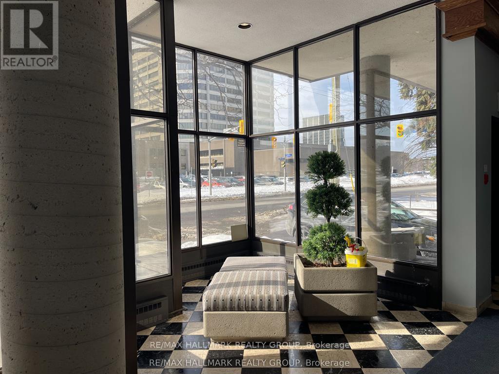 104 - 191 Parkdale Avenue