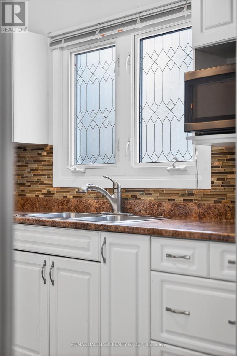 8 - 740 Morin Street