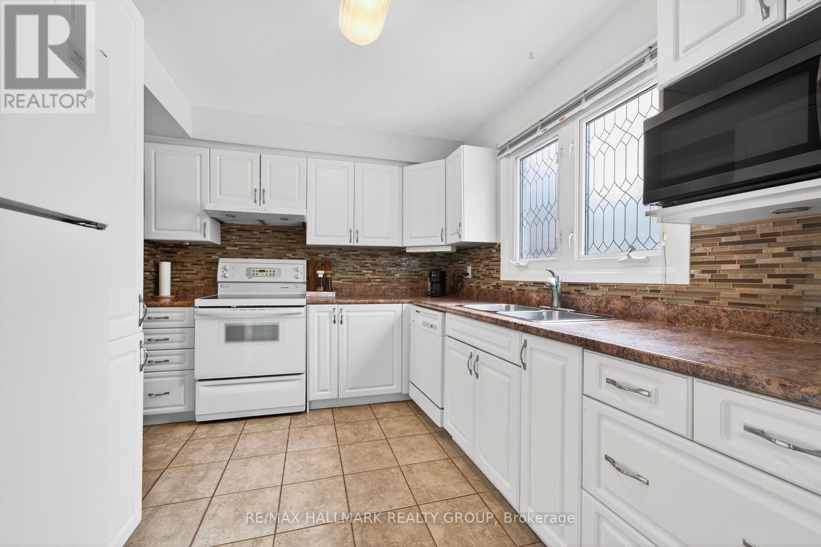 8 - 740 Morin Street