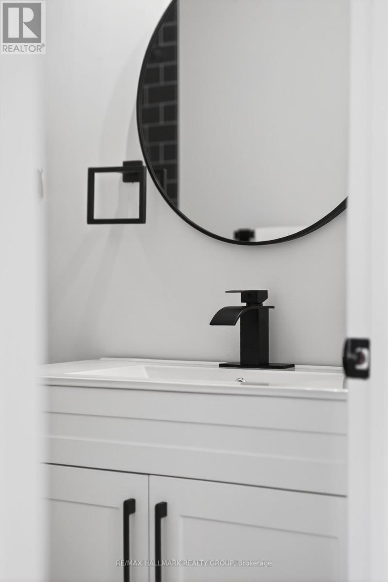 8 - 740 Morin Street