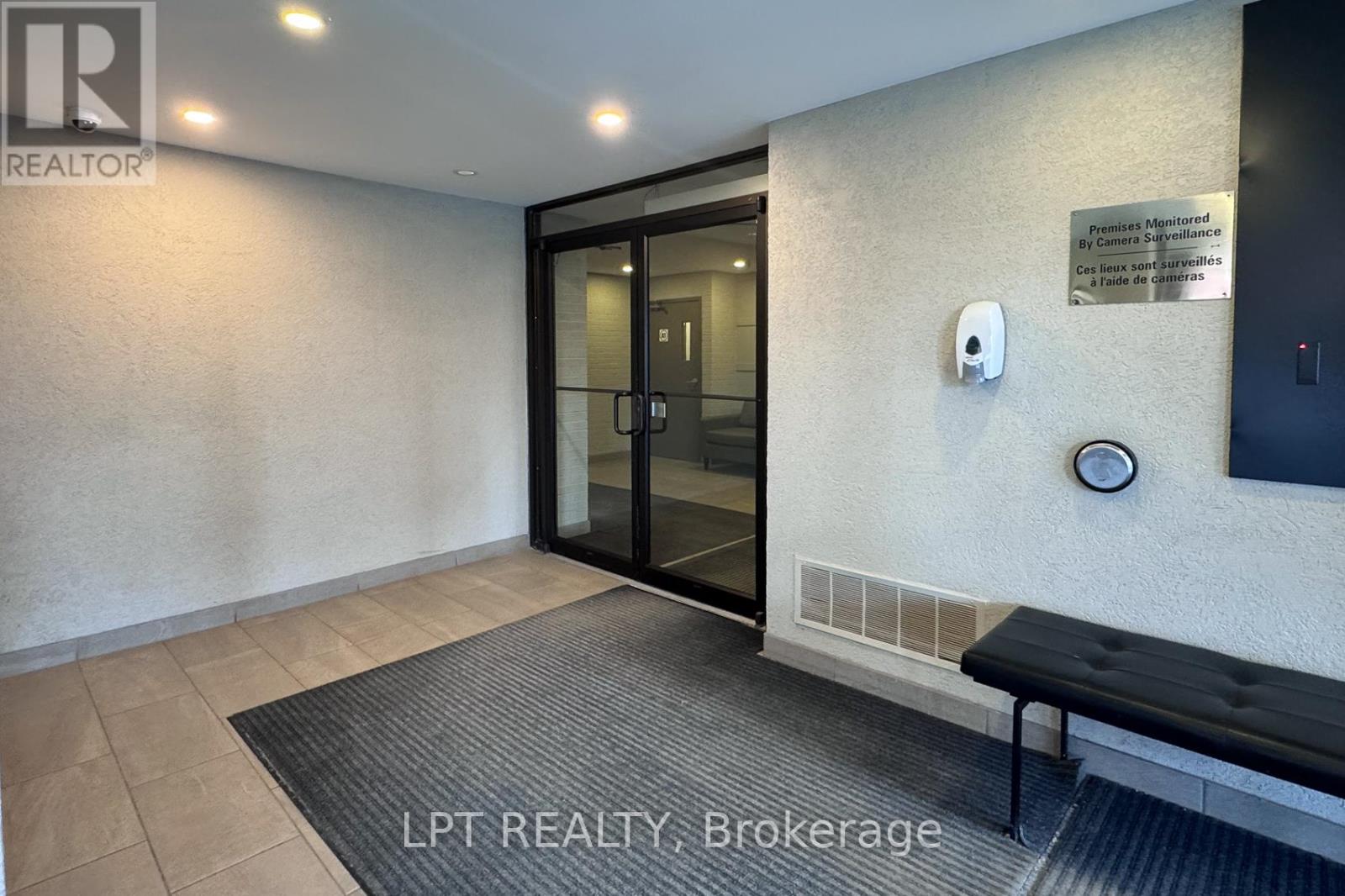 703 - 40 Arthur Street