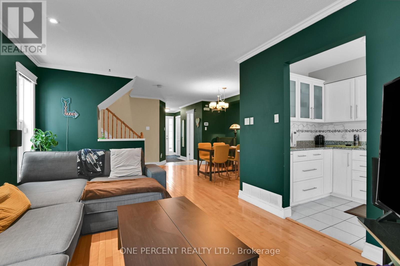 311 Southcrest Private