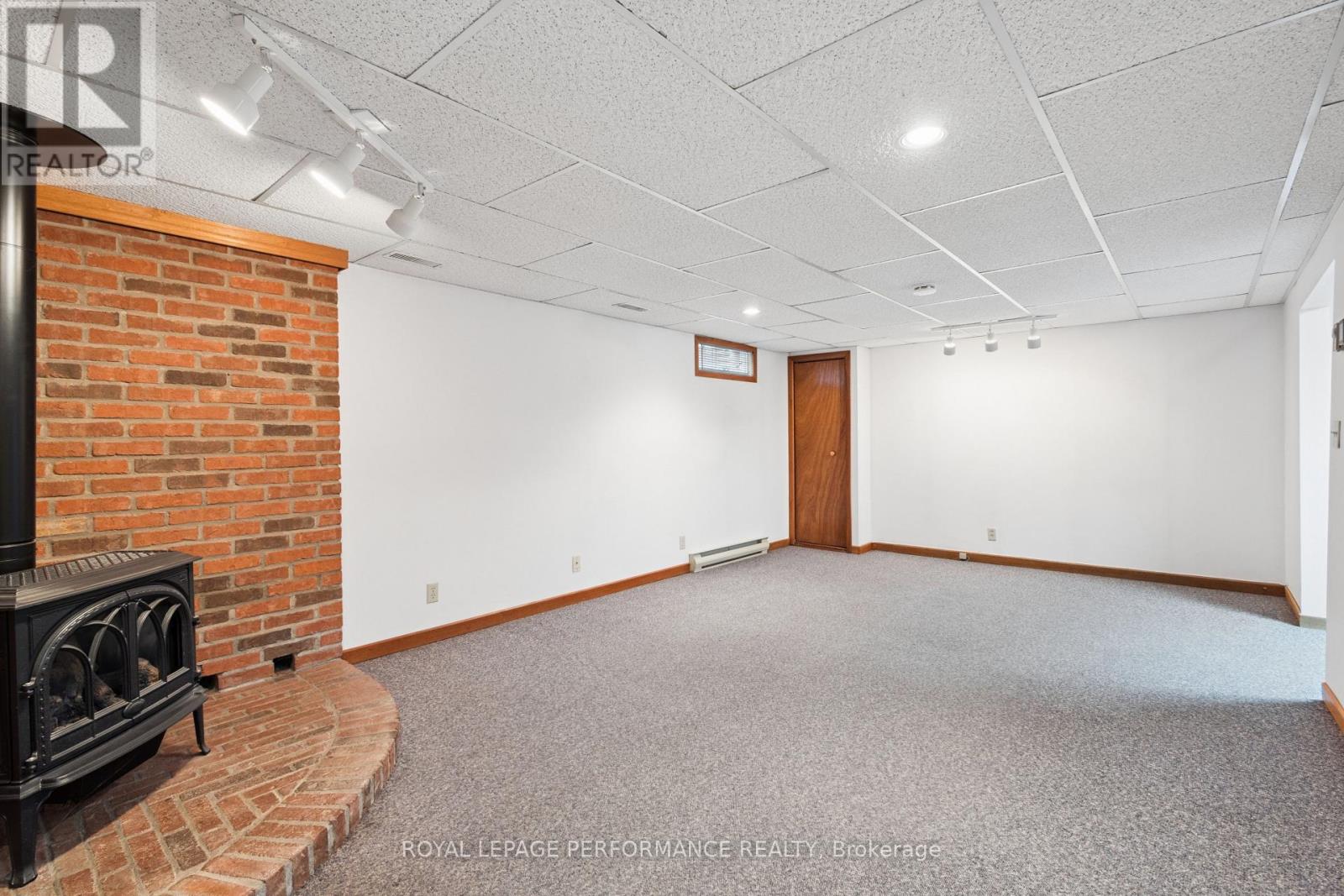 1989 Michigan Avenue